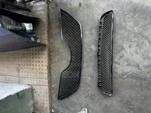 Up and Down Front Grill Toyota Camry 2007-09 Se