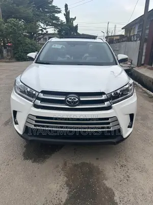 Photo - Toyota Highlander Limited Platinum V6 4x2 (3.5L 6cyl 6A) 2016 White