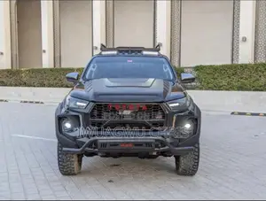 Photo - Toyota Hilux 2019 Black