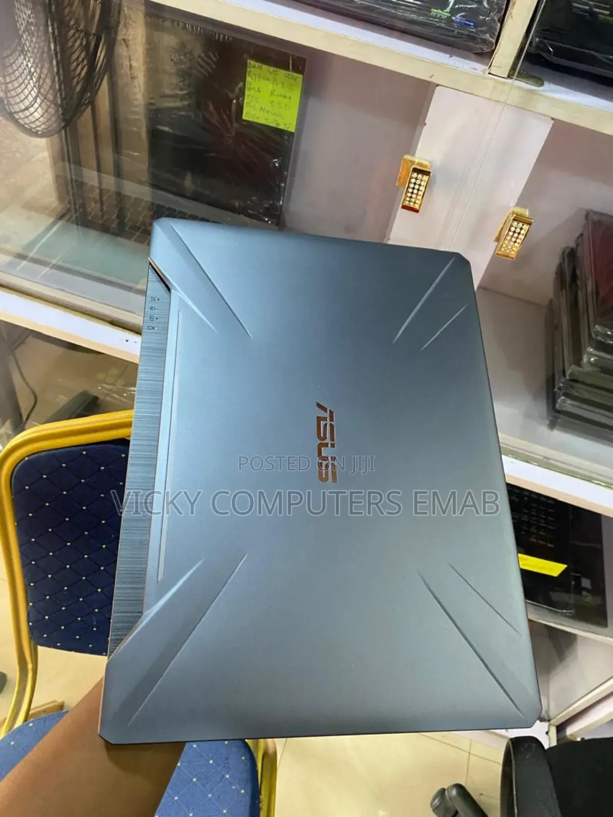 Laptop Asus 16GB Intel Core Ultra 7 HDD 256GB