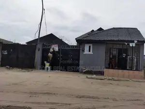 3bdrm Duplex in Awoyaya for sale