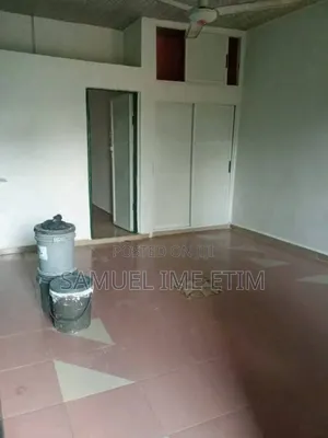 Photo - Furnished 1bdrm Block of Flats in Fourlanes, Uyo for rent