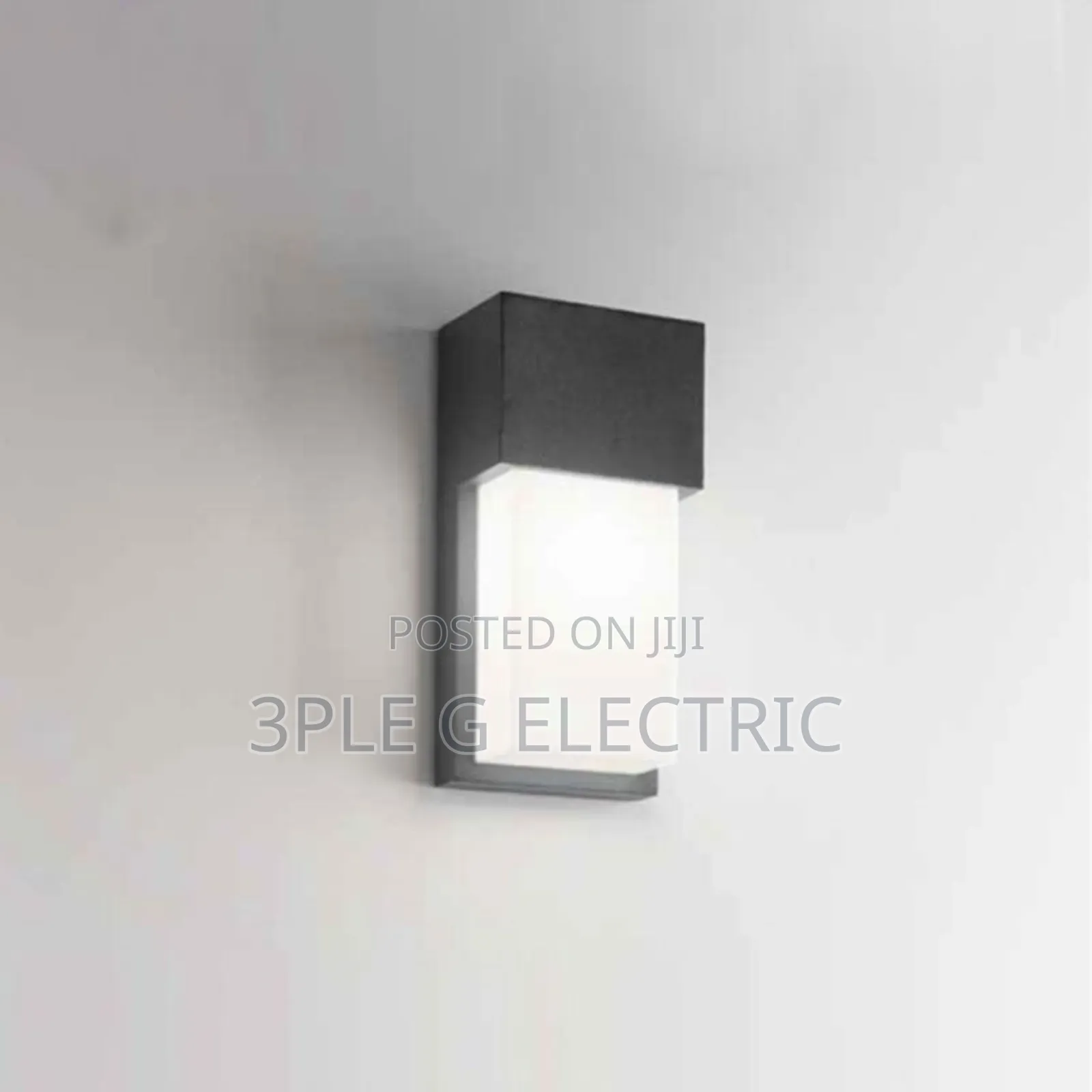Morden Cast Outdoor Lamp
