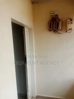 Photo - 3bdrm Apartment in Benin City for rent
