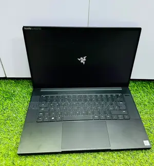 Photo - Laptop Razer Blade 16GB Intel Core I7 SSD 512GB