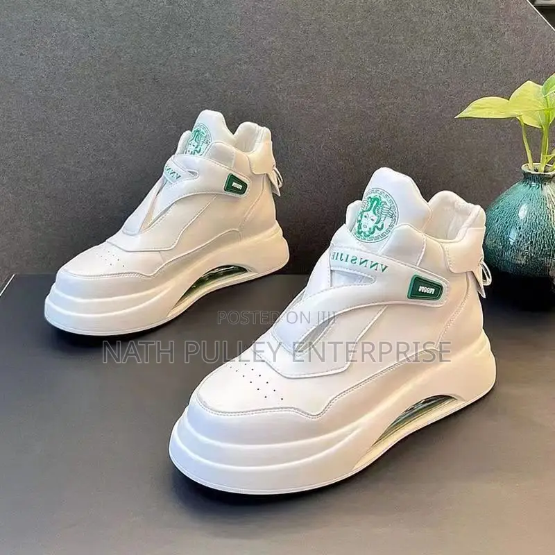 Top Classic Sneakers