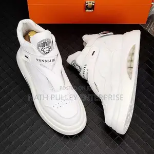 Top Classic Sneakers