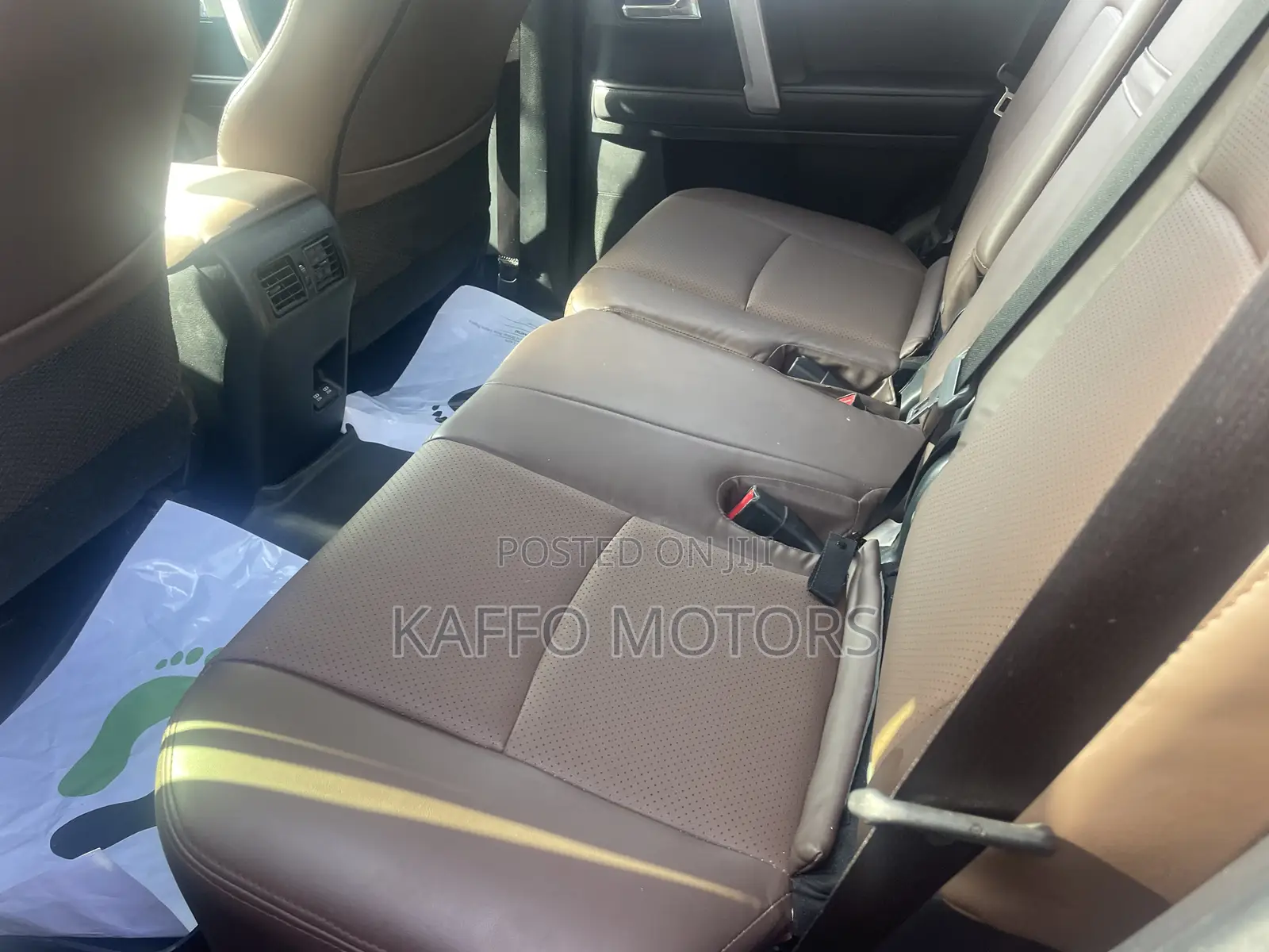 Toyota 4-Runner SR5 2021 Red