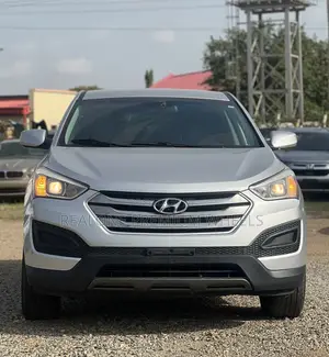 Hyundai Santa Fe 2016 Silver