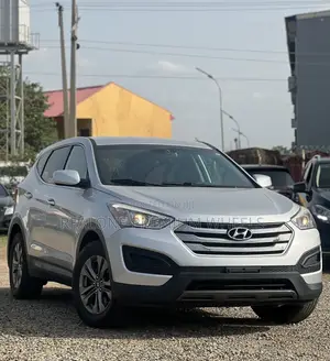 Hyundai Santa Fe 2016 Silver
