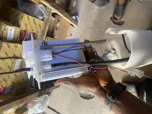 Complete Fuel Pump for Yaris 05-023