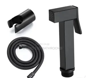 Modern Matte-Black Handheld Bidet Sprayer Kit – Nozzle, Hose