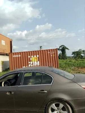 20ft Container in Mile2 Lagos