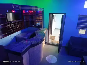 Functional 11room Hotel With Good Light in P/H