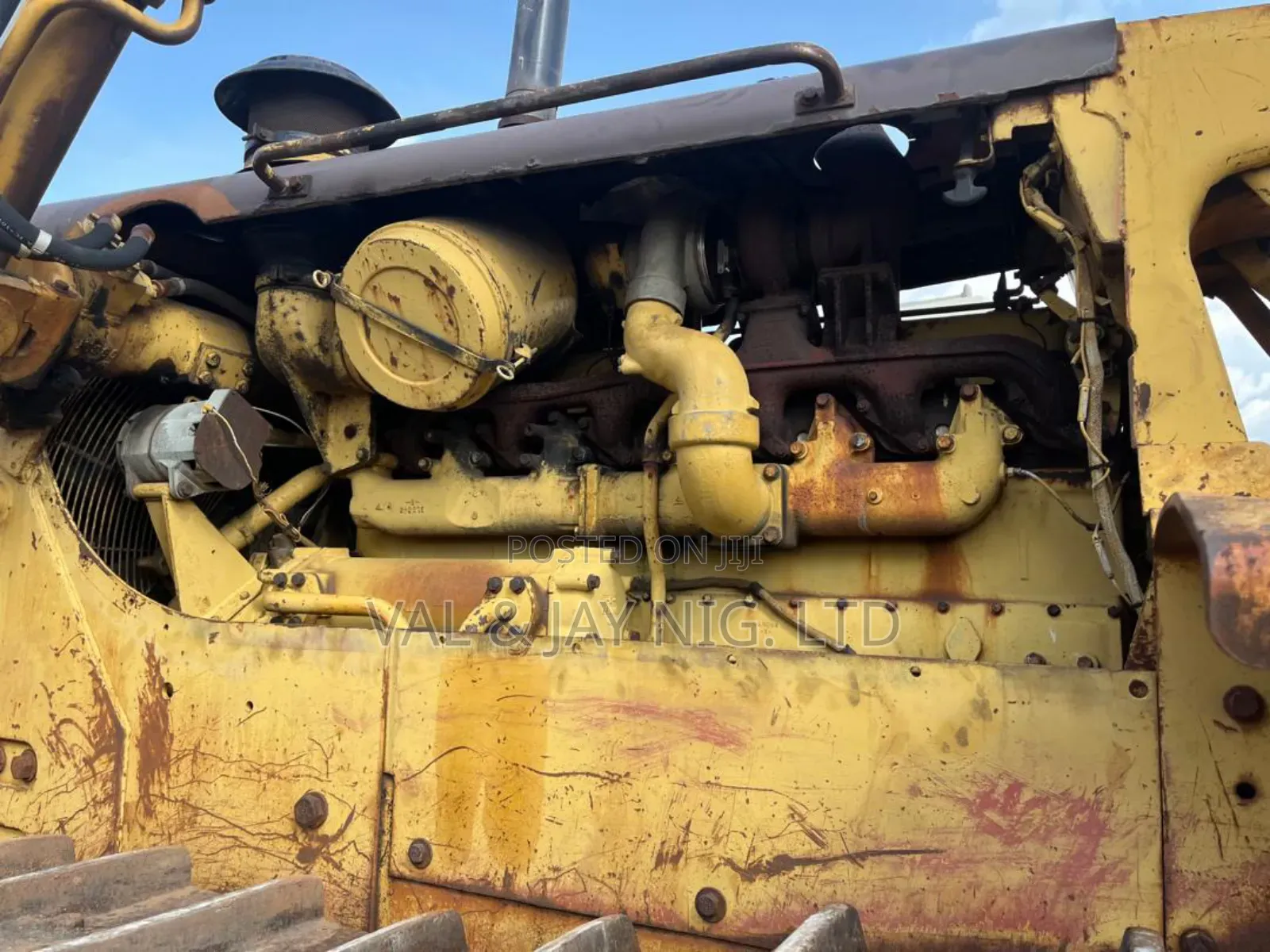 Cat Bulldozer D8k - Foreign Use