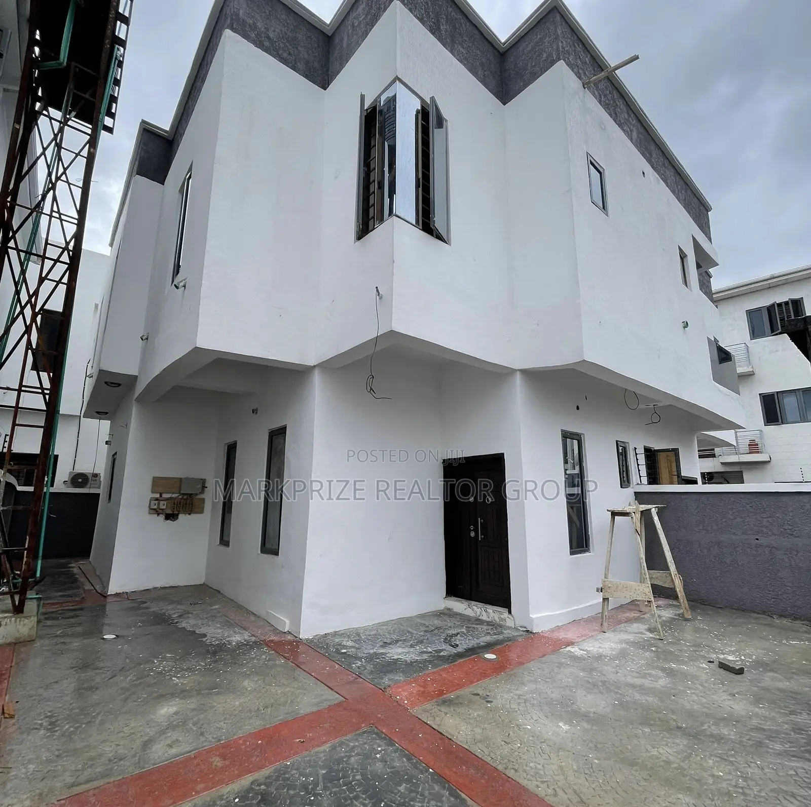 3bdrm Duplex in Ologolo Lekki Lagos for sale
