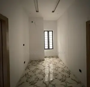 3bdrm Duplex in Ologolo Lekki Lagos for sale