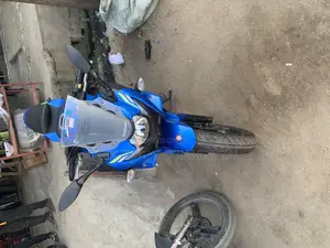Photo - Suzuki GSX 2023 Blue