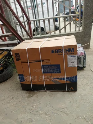 300 Liters Bruhm Chest Freezer, Fast Freezing, Retains Ice.
