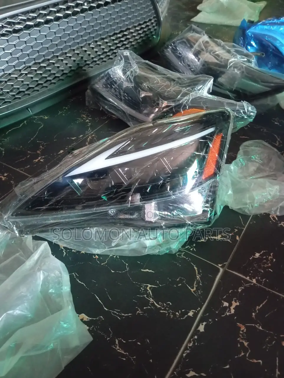Is250 Headlight Set