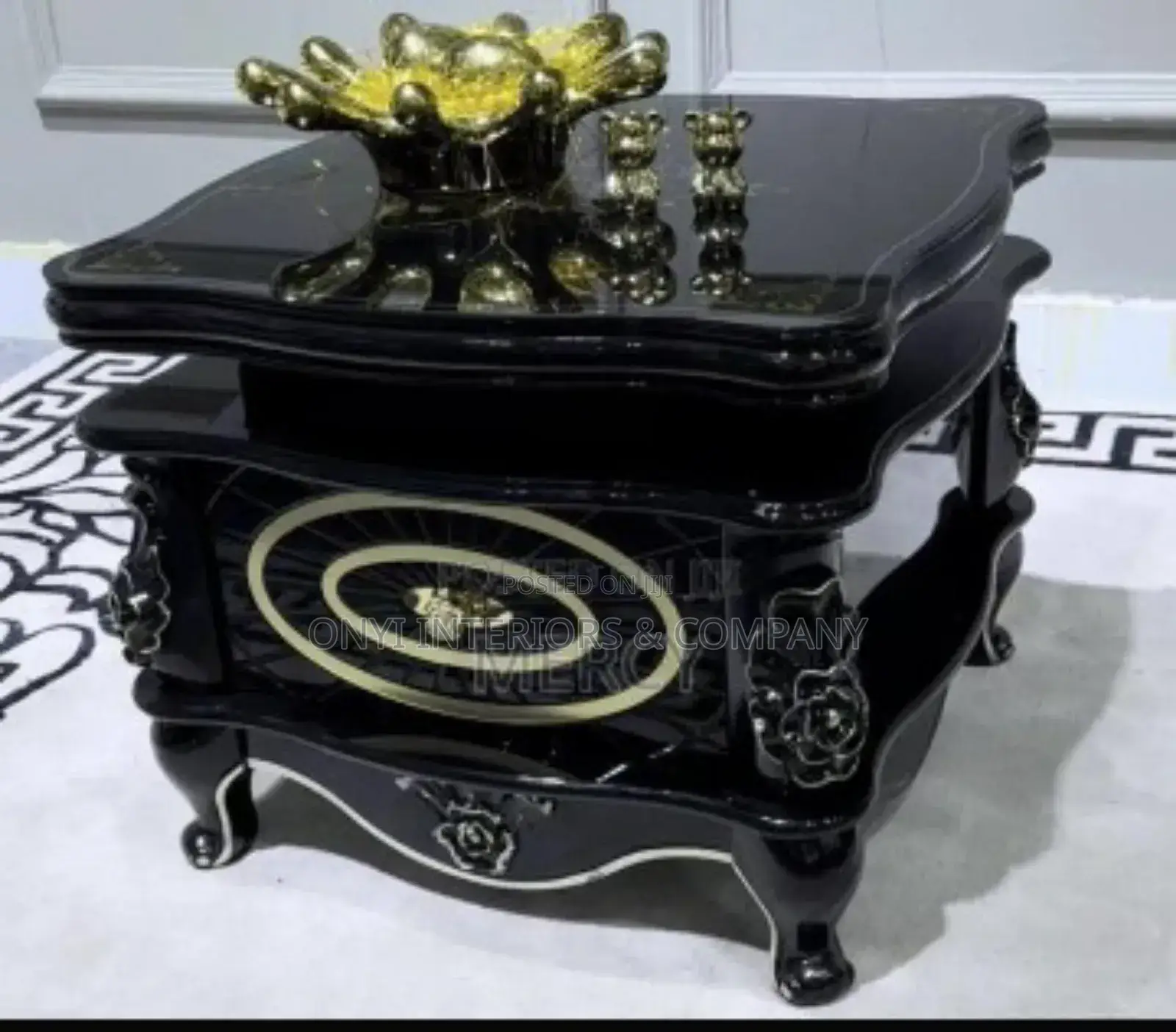 Unique Design Center Table