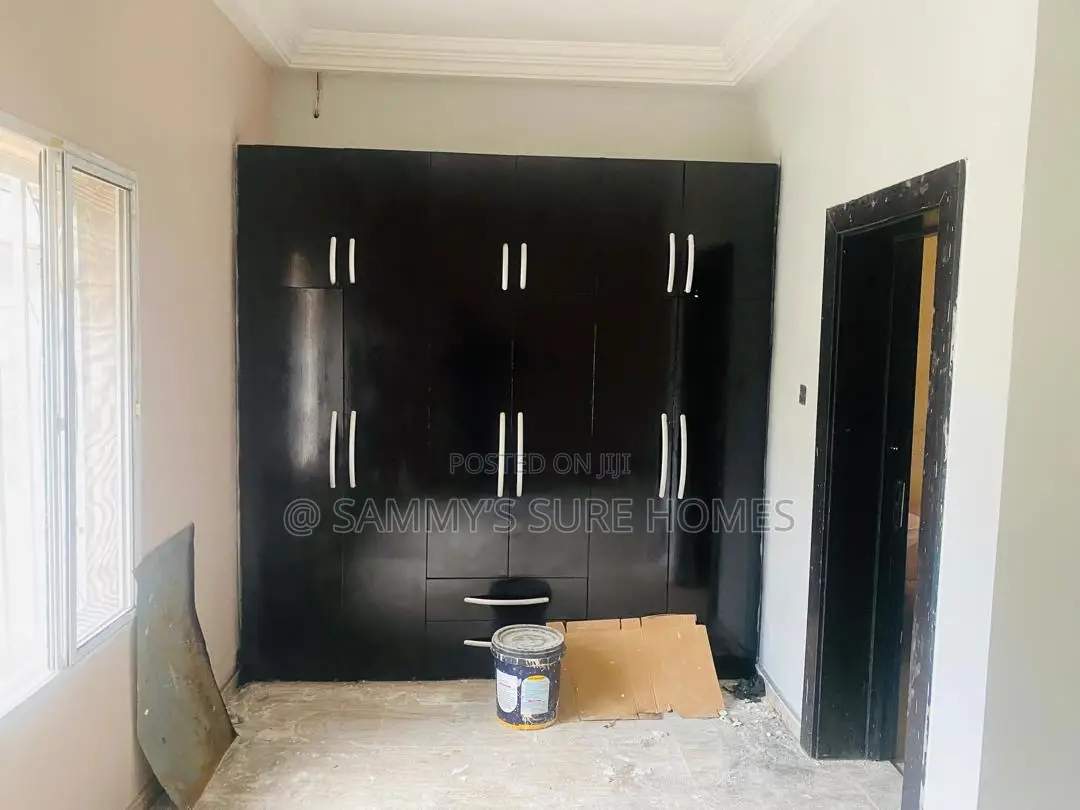 5bdrm Duplex in Mab Global Estate, Gwarinpa for rent