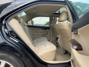 Toyota Camry XLE V6 4dr Sedan (3.5L 6cyl 6A) 2012 Matt Black