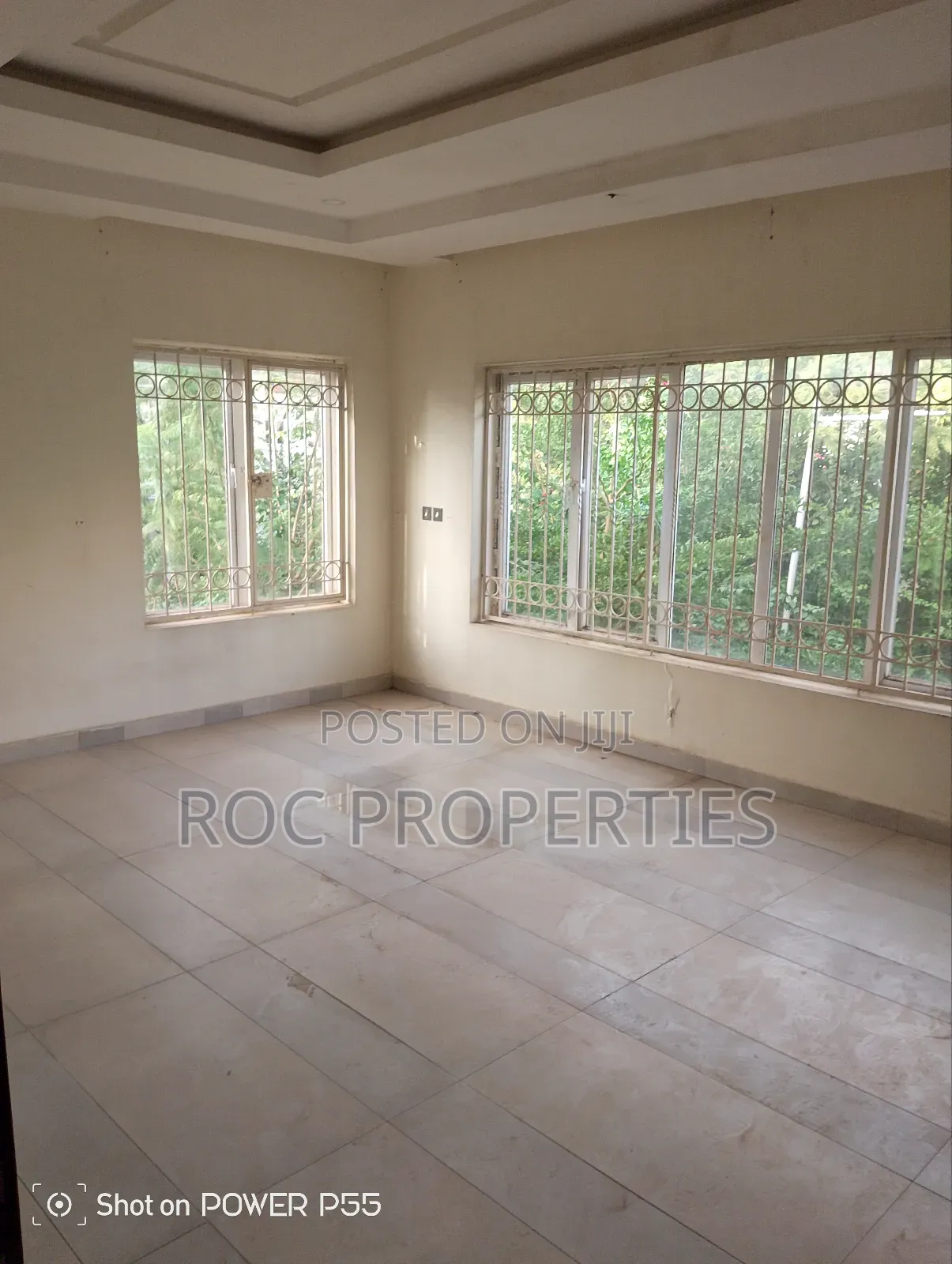 6bdrm Duplex in Brains And Hammer, Kaura for rent