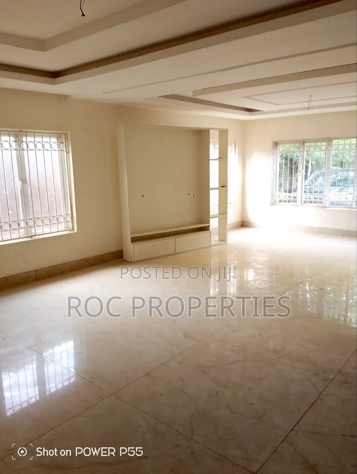 6bdrm Duplex in Brains And Hammer, Kaura for rent