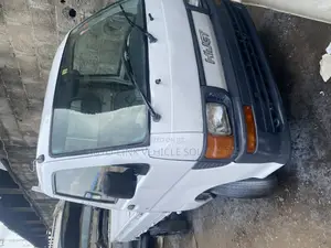Daihatsu Hijet 2011 White