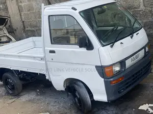 Daihatsu Hijet 2011 White