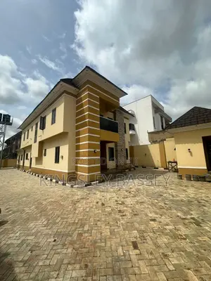 Photo - 4bdrm Duplex in Apo for sale