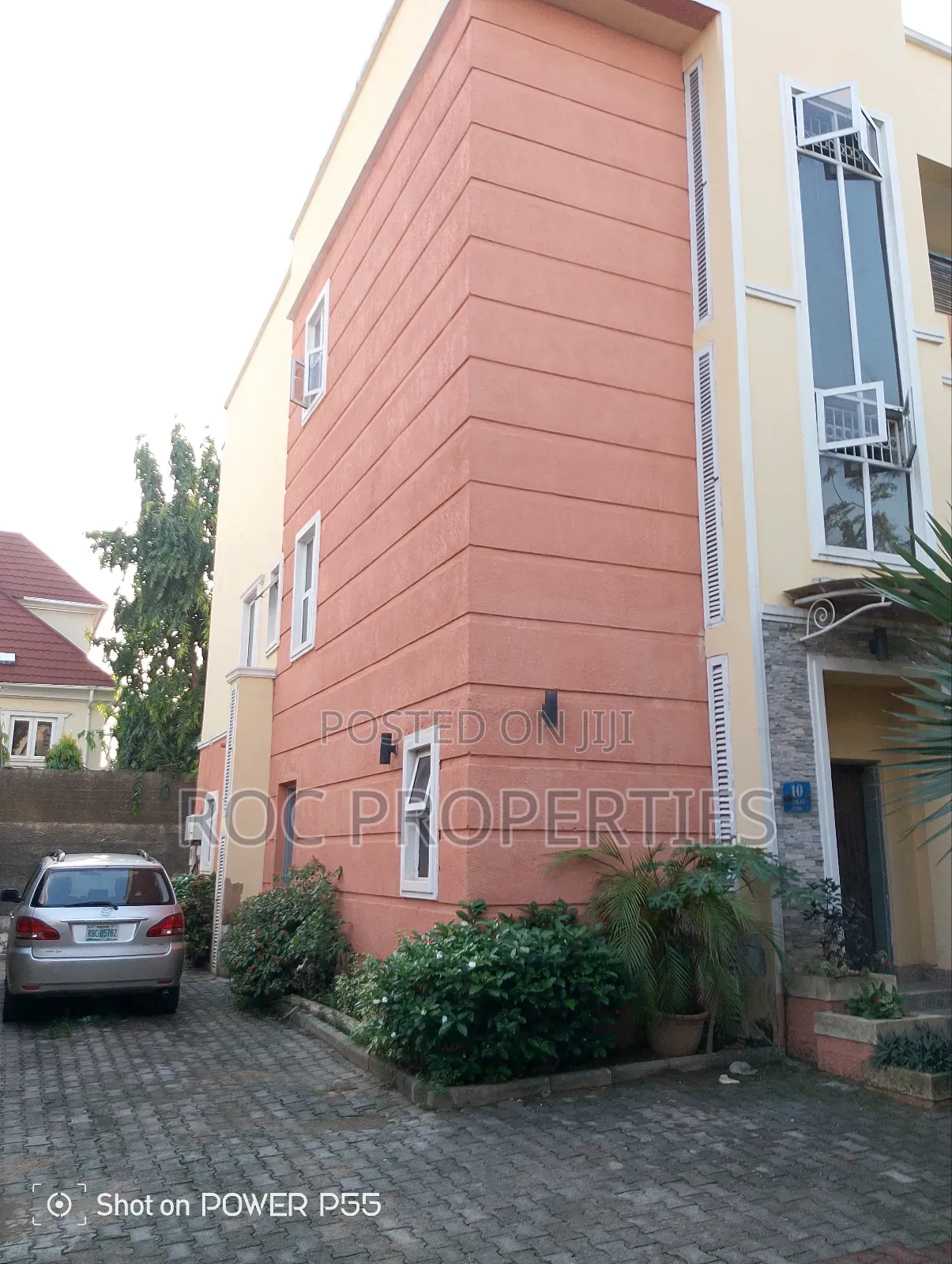 6bdrm Duplex in Brains And Hammer, Kaura for rent