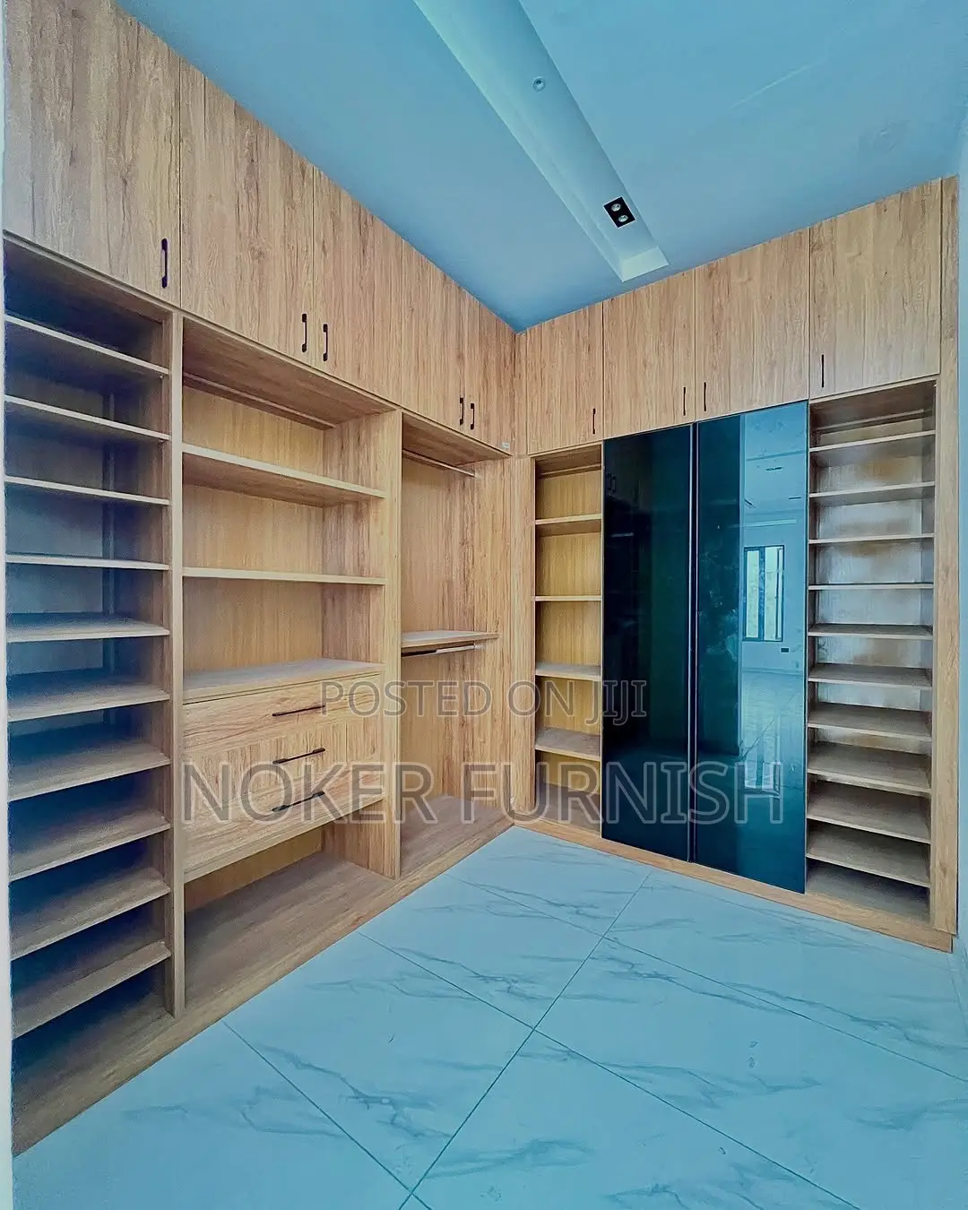 Walk Closet Wardrobes