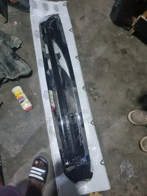 Bonnet Chrome Toyota Tundra 2020 Available Dm