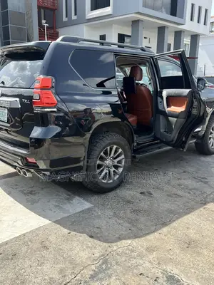 Toyota Land Cruiser Prado 2.7 i 2012 Black