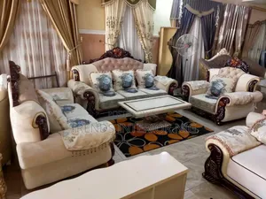 Stylish Royal Sofas