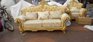 Stylish Royal Sofas