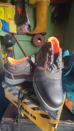 Rocklander Safety Boot