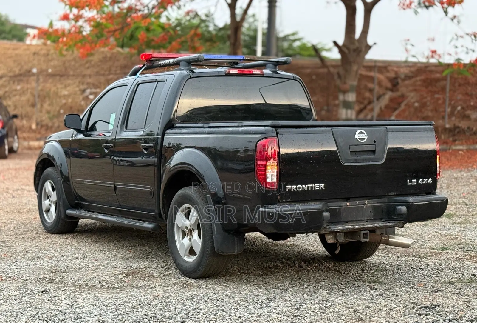 Nissan Frontier 2007 Black
