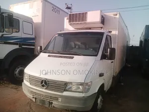 Mercedes-Benz Sprinter 1999 White