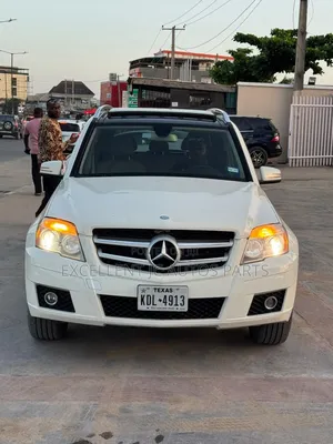 Mercedes-Benz GLK-Class 350 2010 White