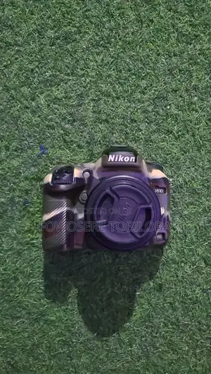 Nikon D610 With 35mm Lens