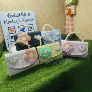 Photo - Girls Fashion Bag