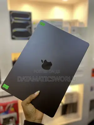Laptop Apple MacBook Pro 2023 M3 14-inch 18GB Apple M3 Pro SSD 512GB