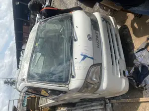 Daihatsu Hijet 2015 White