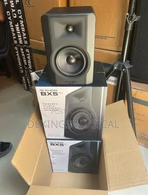 M-Audio Bx5 D3 Powered Studio Monitor Speaker