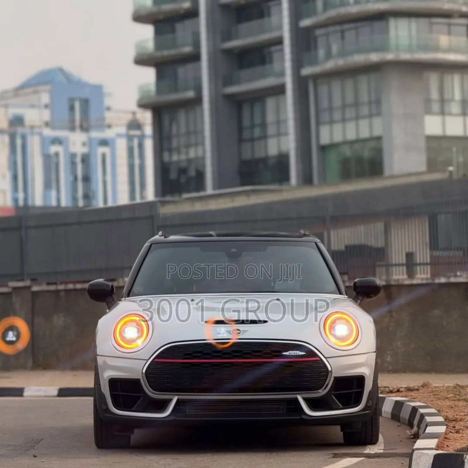Mini Cooper 2021 Silver