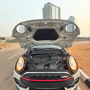 Mini Cooper 2021 Silver