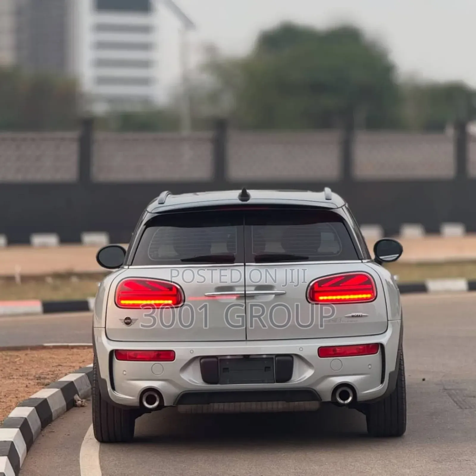 Mini Cooper 2021 Silver